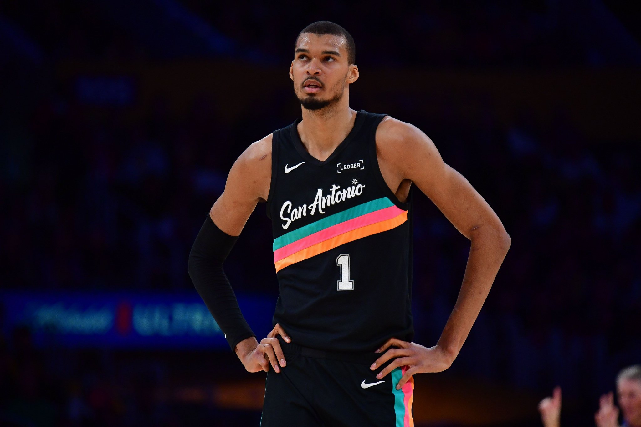 活塞主帅：文班能做的事很多 他有太多独一无二别人没有的特质