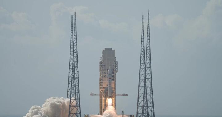 刚刚，我们离登月更近了