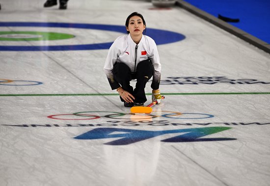 遗憾落败！米兰冬奥会冰壶女子循环赛：中国队9-10不敌韩国队