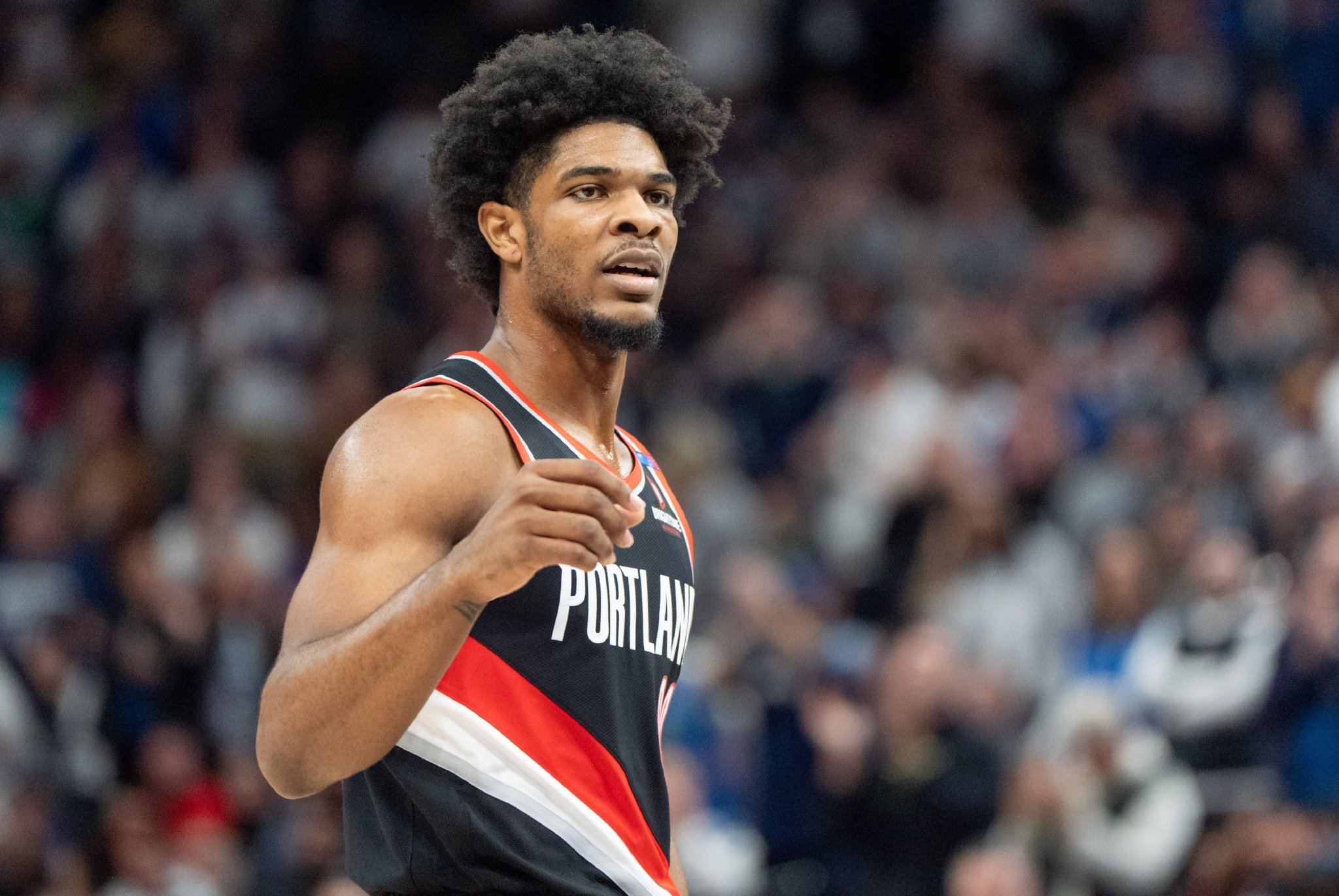 亨德森赛季首秀！斯普利特：亨德森&韦斯利可出战 阿夫迪亚缺席