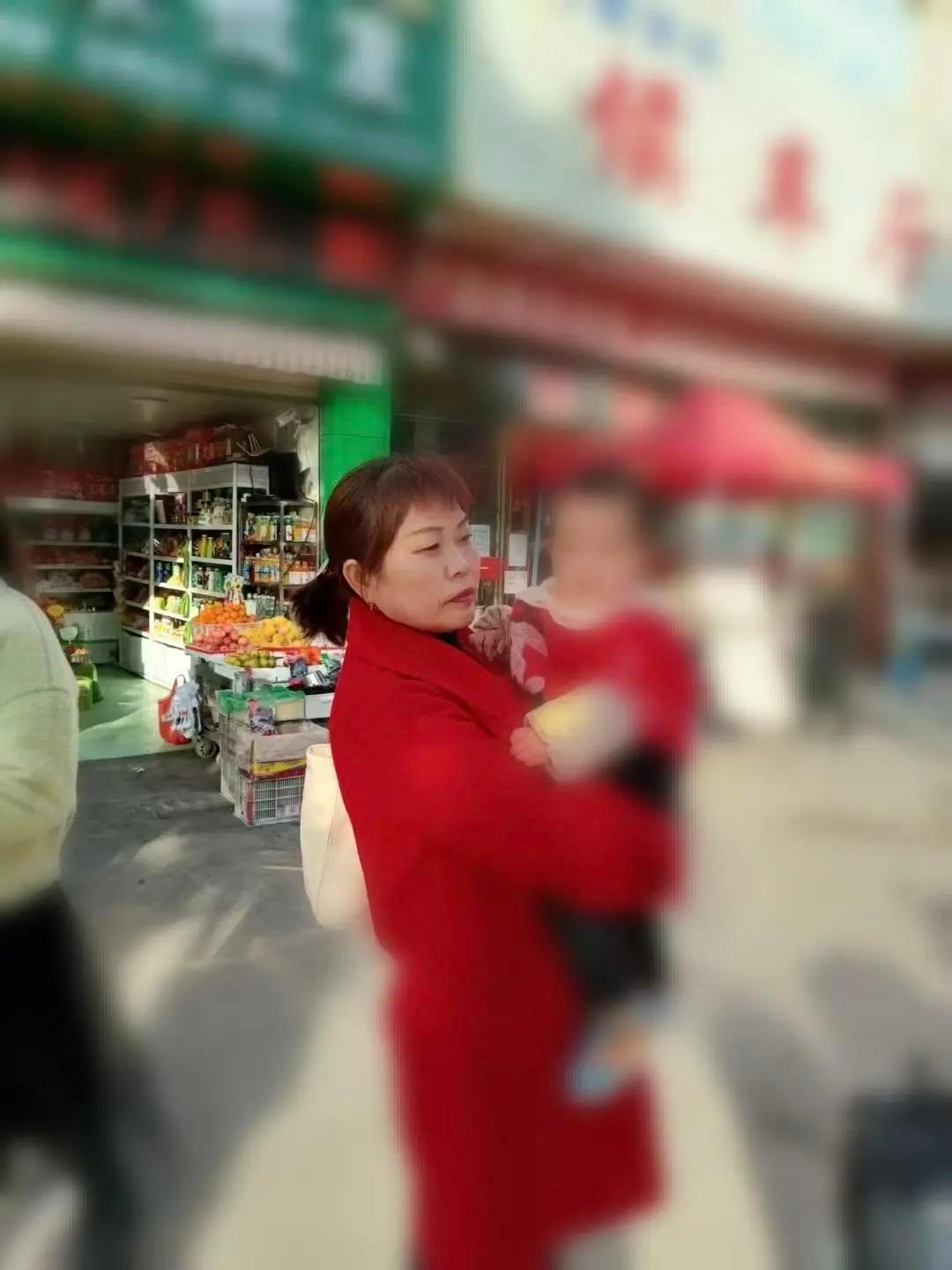 为入狱雇主无偿带娃月嫂：带孩子买新衣走亲戚共度第五个春节，俨然已成家人