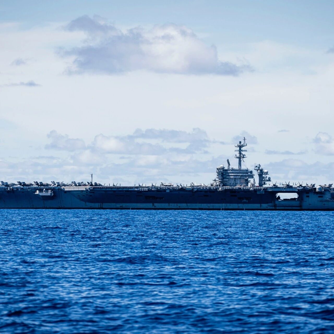 2架军机在南海坠毁，美军新动向曝光！