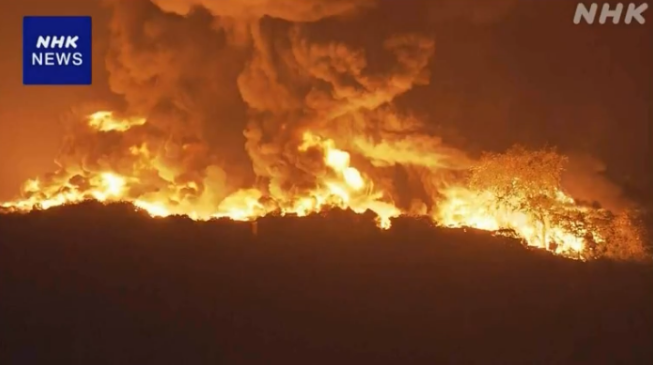 日媒：日本一塑料再生工厂发生火灾火势无法控制，附近设有太阳能发电厂和学校