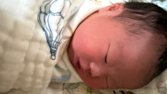 天生有福的宝宝，出生具备3个优势，全占，就偷乐吧