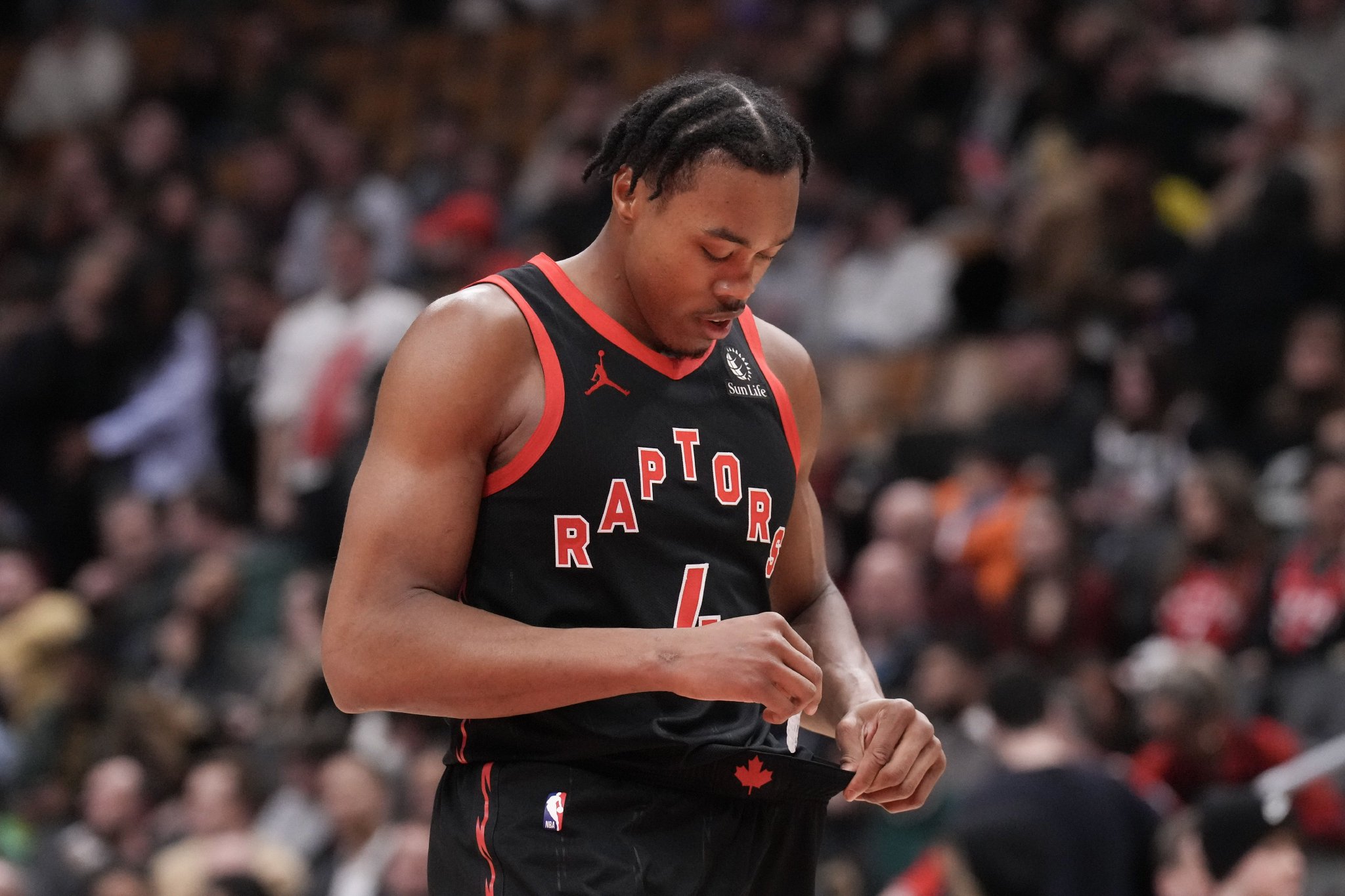 谢德：斯科蒂·巴恩斯应在最佳防守球员讨论行列 他防班凯罗很棒