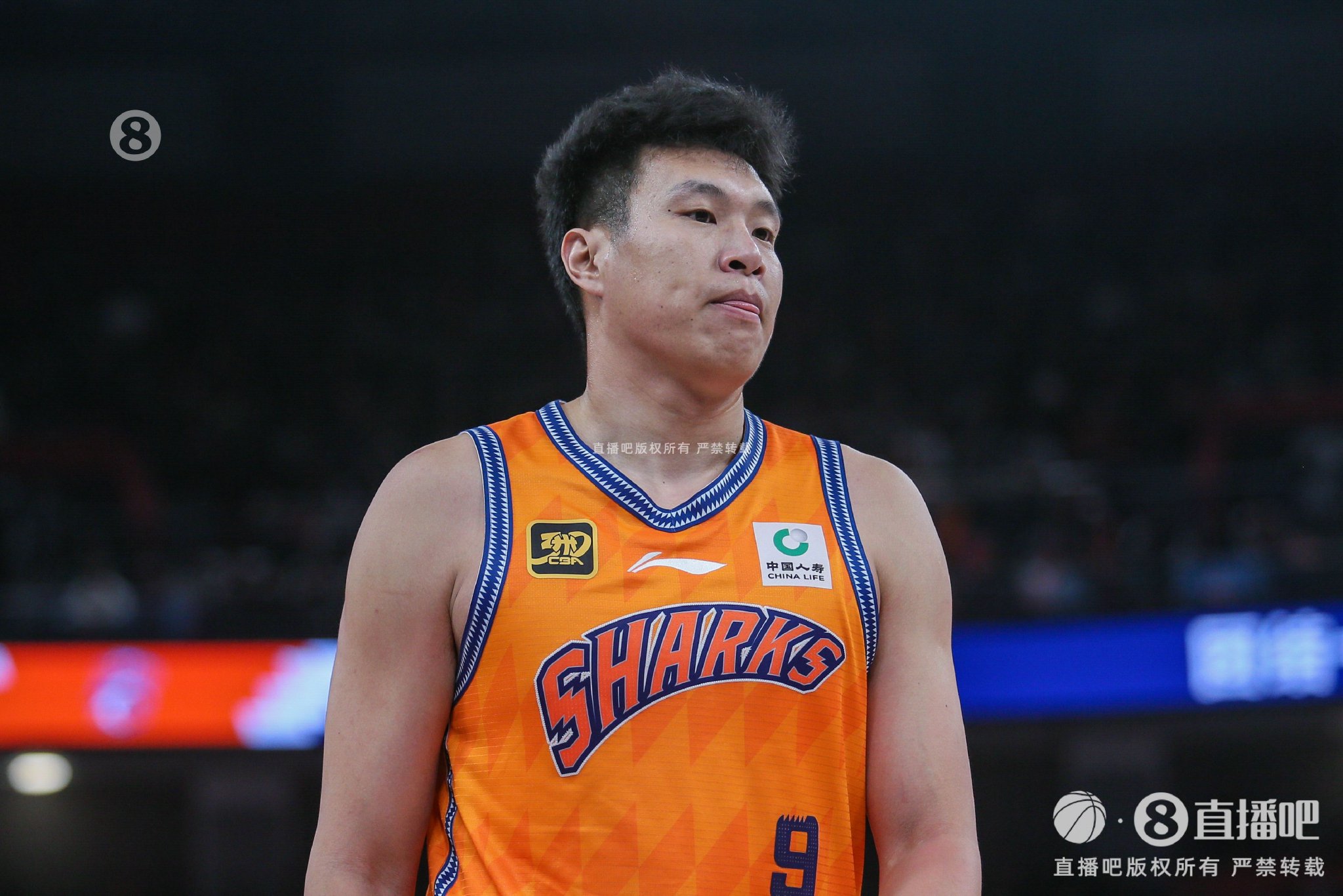 还要打潜力赛呢！闫鹏飞替补11中8高效拿下16分3板2帽