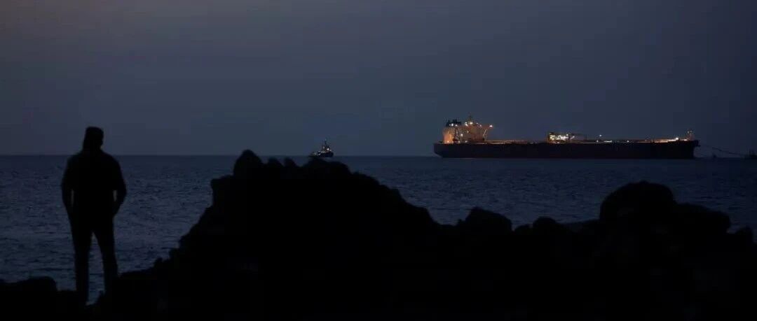 伊朗哭笑不得，美国居然这样求中国了