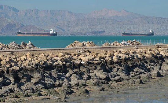 霍尔木兹海峡已再次关闭，伊朗公布安全航路图，伊议长：“十点计划”中三项被违反 “谈判基础”已被破坏，内塔尼亚胡：随时准备重返战场