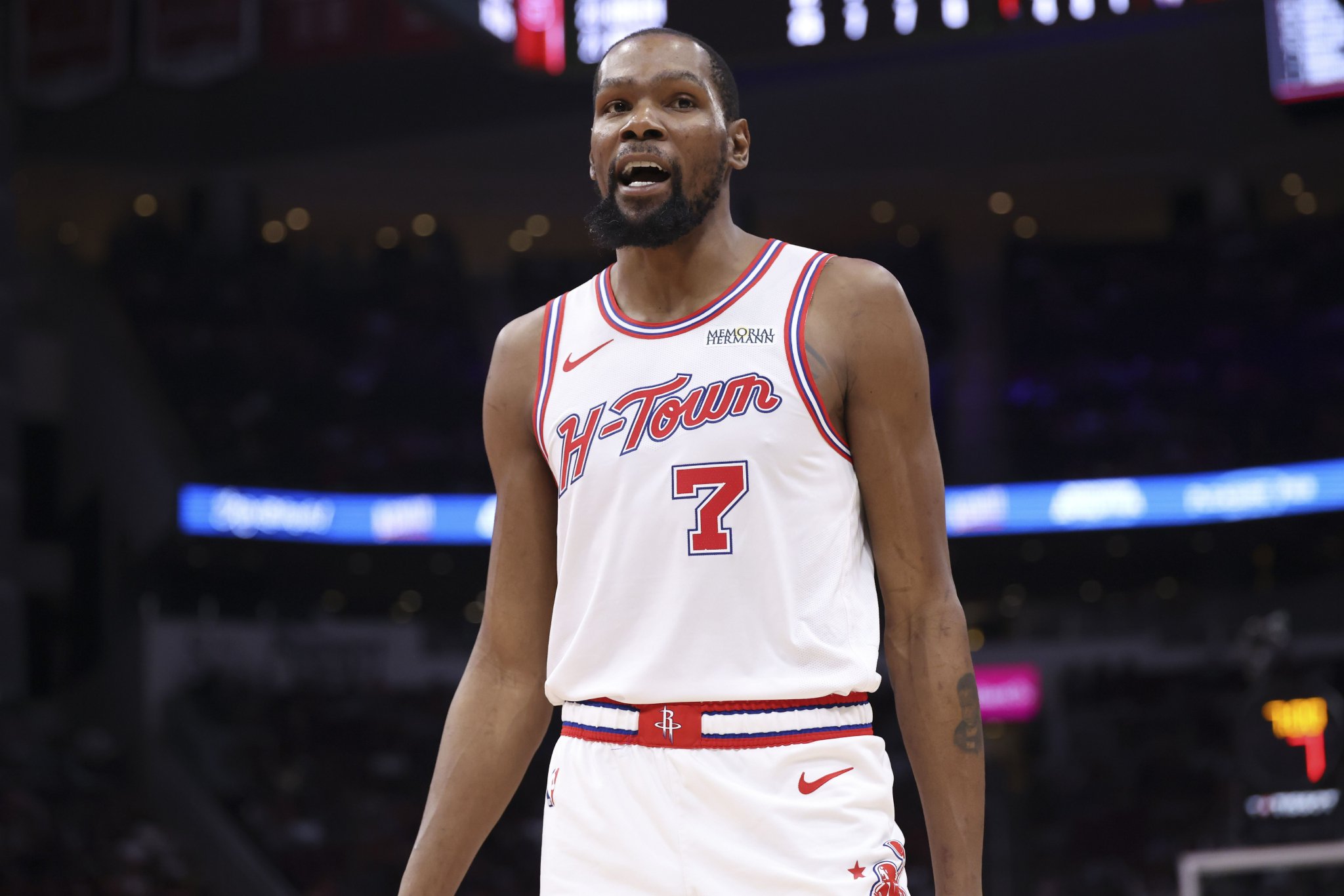 KD：太阳清楚该怎么打球 管理层在组建阵容&教练组方面做得很棒